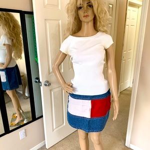 Vintage late 1990’s Tommy Hilfiger Jean Skirt 10